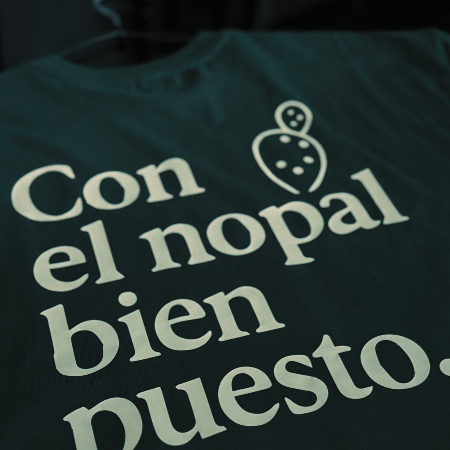 Con el nopal bien puesto